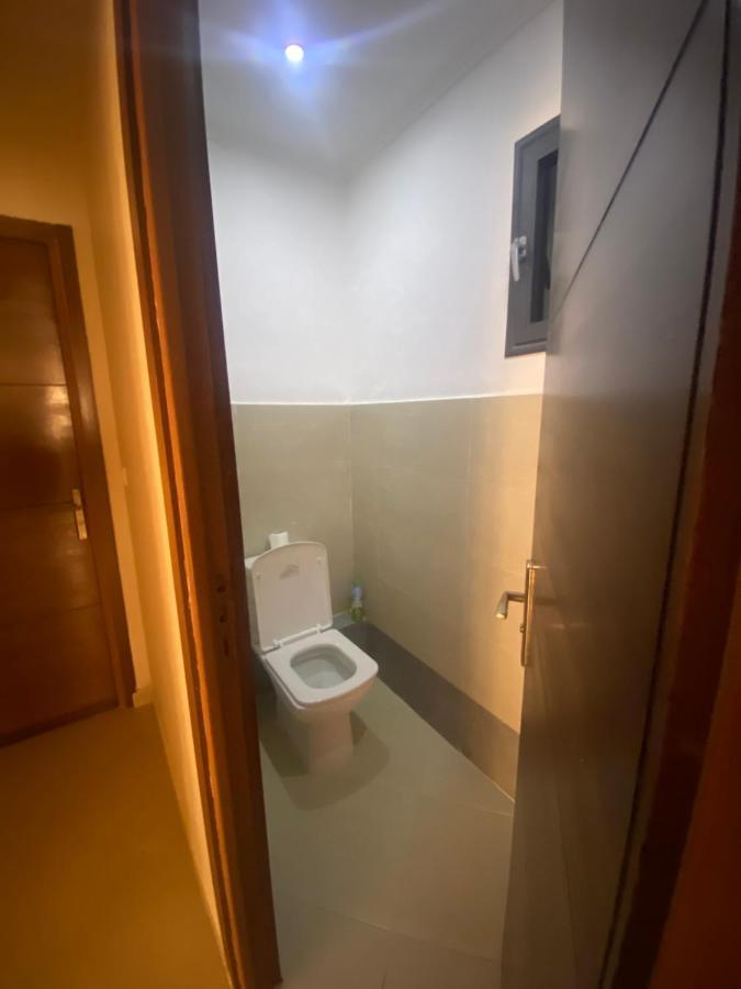 2-bedrooms W/ Balcony@downtown Mers Sultan Apartment *