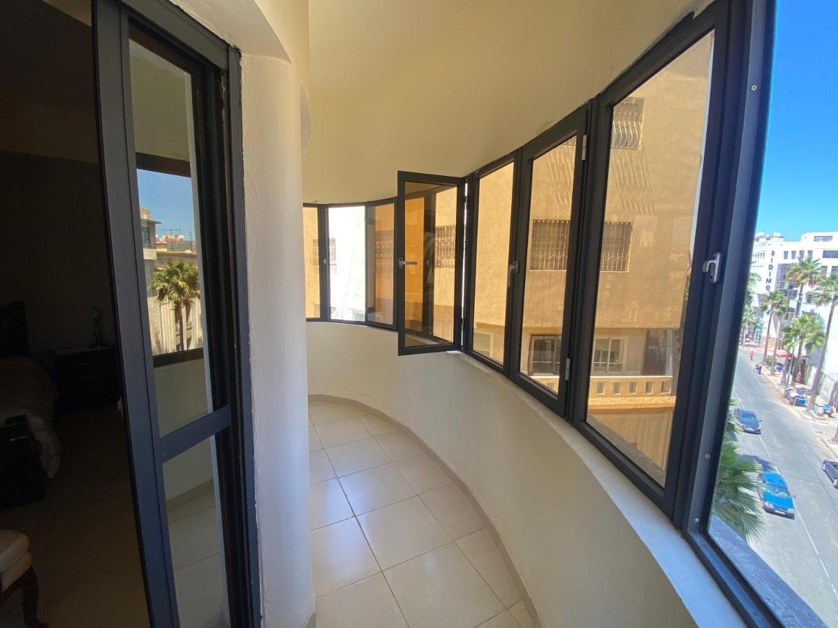 2-bedrooms W/ Balcony@downtown Mers Sultan Apartment Casablanca